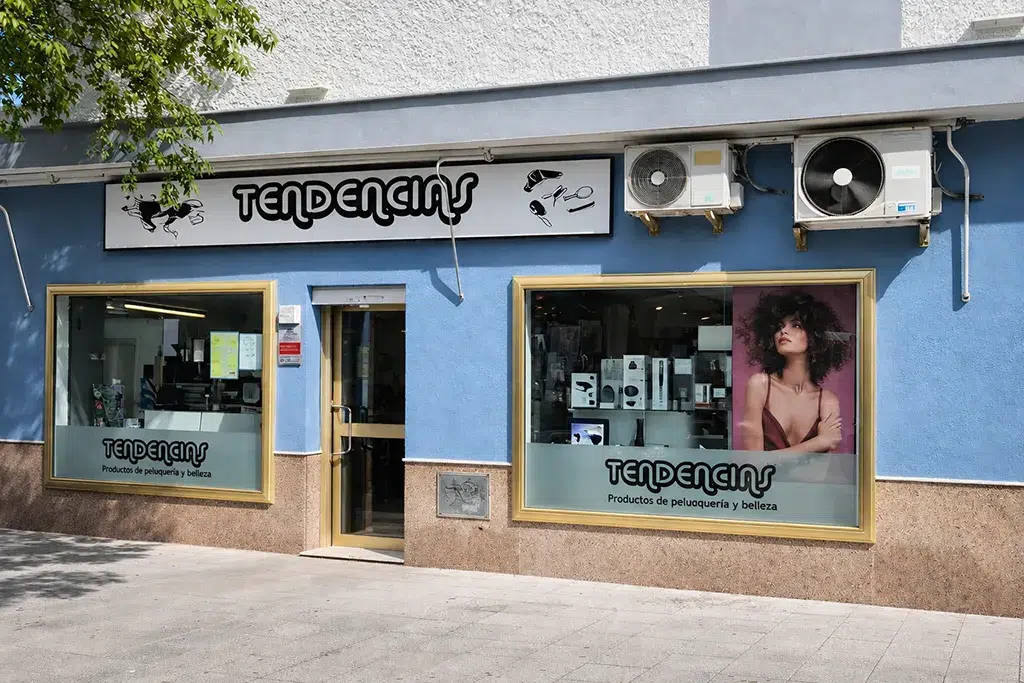 Tienda Tendencias especializada en productos profesionales de peluquería, barbería y estética en Jerez